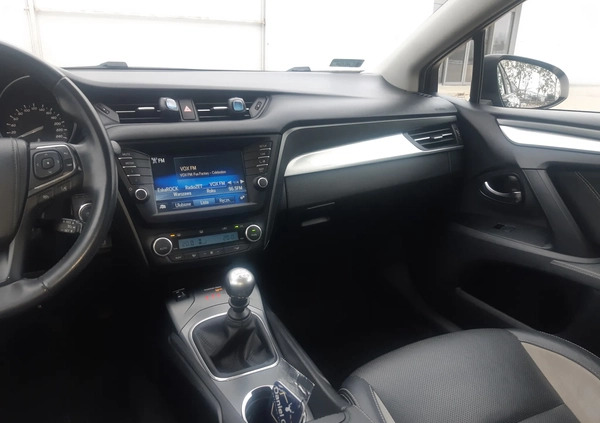 Toyota Avensis cena 63900 przebieg: 141000, rok produkcji 2015 z Trzebinia małe 254